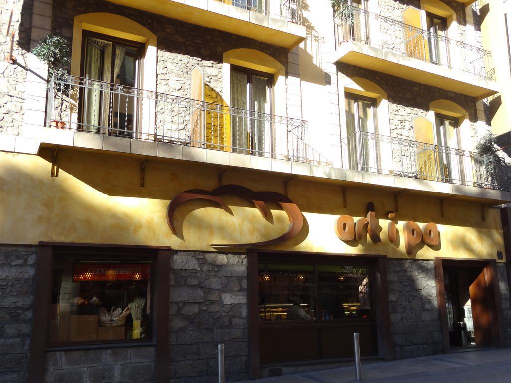 Отель Hostal Cal Forner Андорра-ла-Велья Экстерьер фото