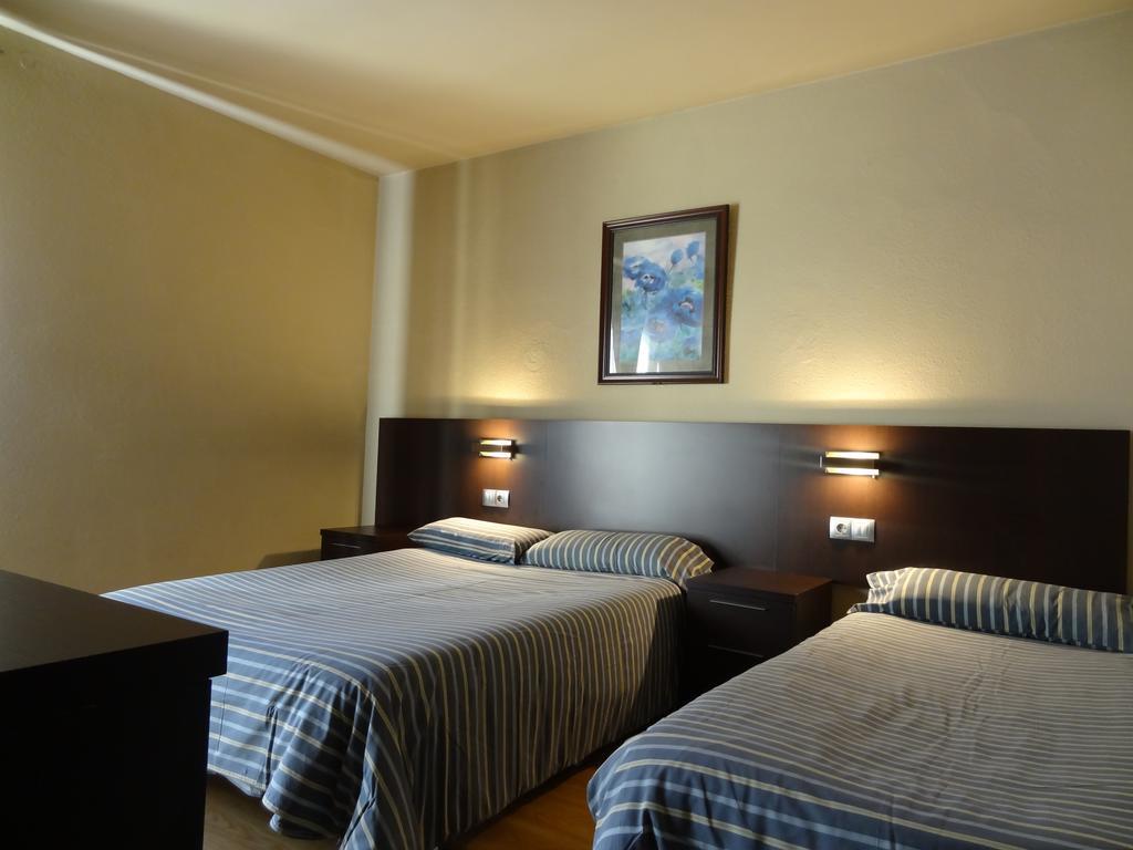 Отель Hostal Cal Forner Андорра-ла-Велья Номер фото