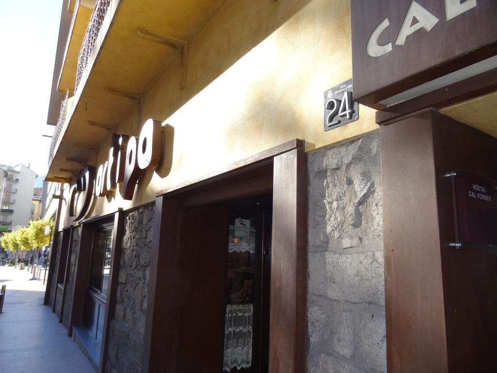 Отель Hostal Cal Forner Андорра-ла-Велья Экстерьер фото