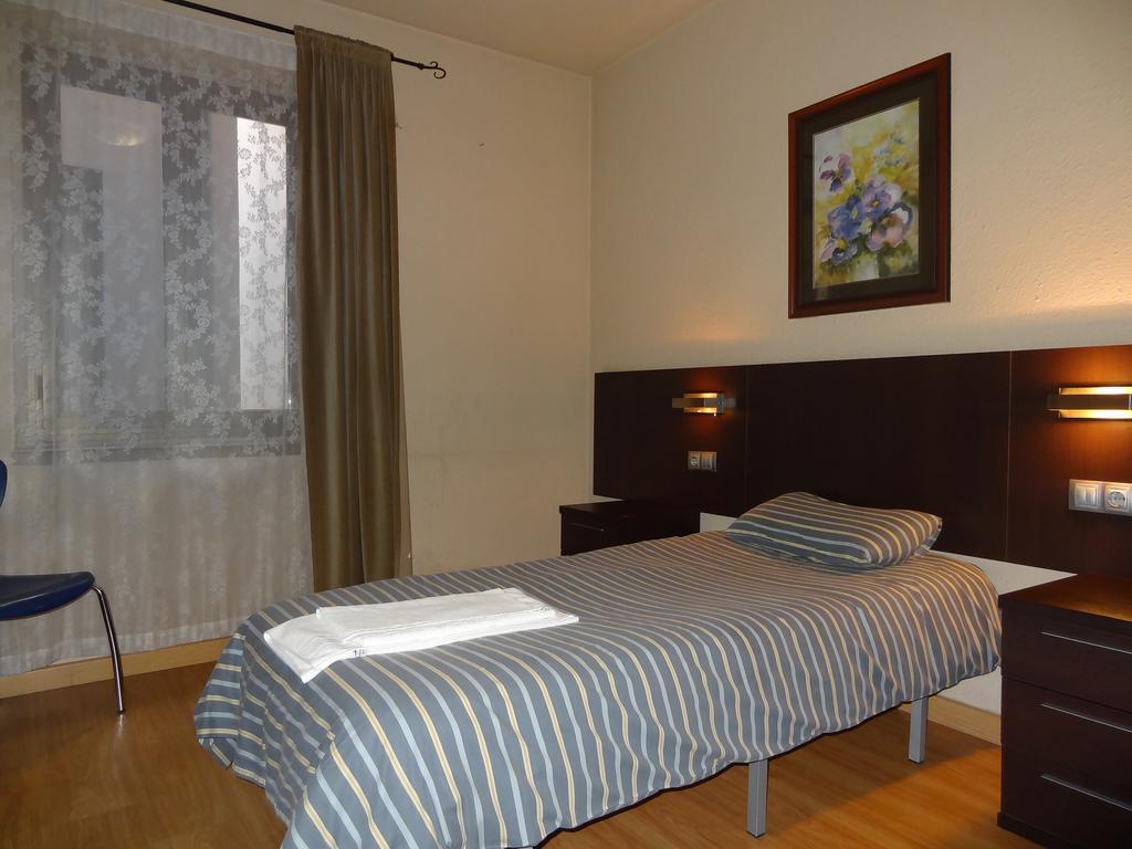Отель Hostal Cal Forner Андорра-ла-Велья Номер фото